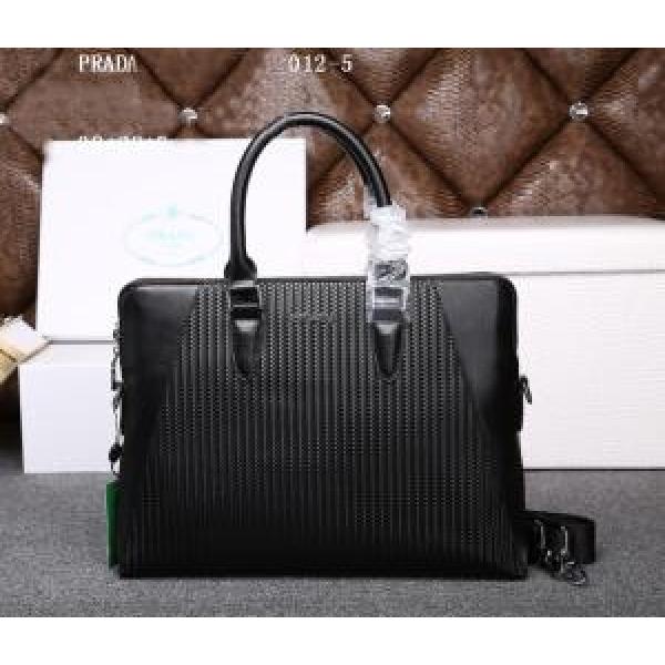 PRADA プラダ 完売品！2026 メンズ用 手持ち&amp;ショルダー掛け 012-5