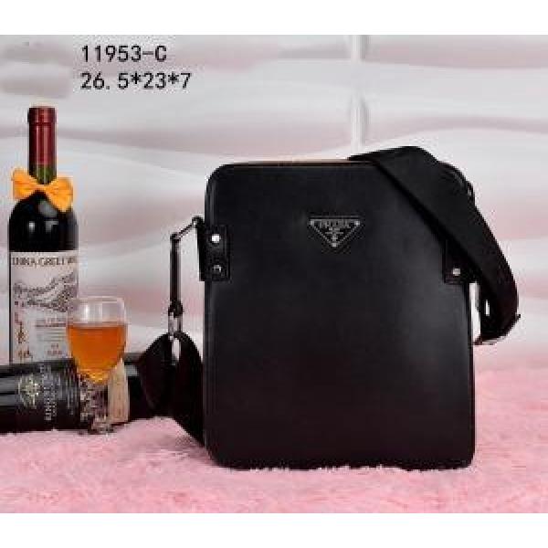 PRADA プラダ 2026 欧米韓流 利便性に優れ メンズ ショルダーバッグ 11951-A