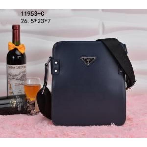 PRADA プラダ 2026 個性派 使い勝手のいいバッグ メンズ ショルダーバッグ 11951-A