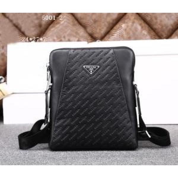 PRADA プラダ 2026 抜群の雰囲気が作れる! メンズ用 ショルダーバッグ 斜め掛けバッグ6001-1