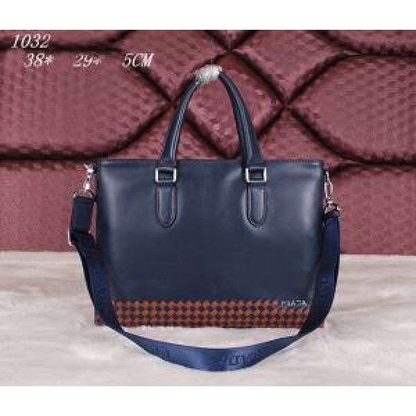 PRADA プラダ 2026 人気商品 メンズ用 手持ち&amp;ショルダー掛け 1032