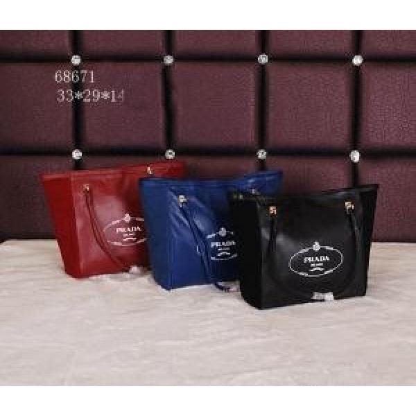 PRADA プラダ 2026 ★安心★追跡付 レディースワンショルダーバッグ 68671