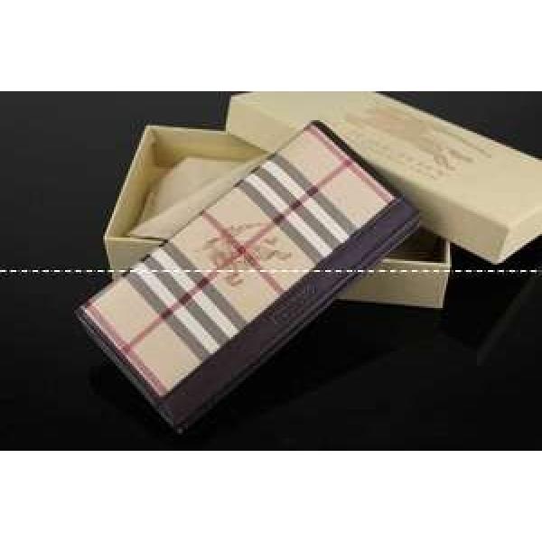 2026 新作 BURBERRY バーバリー 二つ折り小銭入れ 長財布