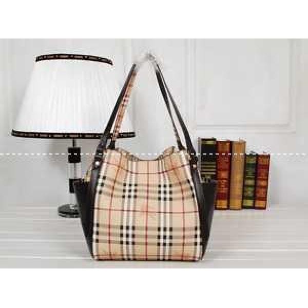 ★安心★追跡付 2026春夏 新作 BURBERRY バーバリー ショルダーバッグ4271