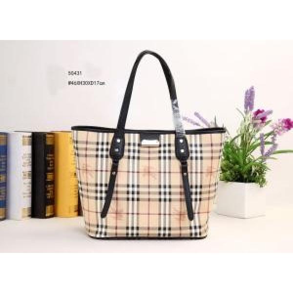 BURBERRY バーバリー 2026 人気が爆発 シンプルな外観 レディースショルダーバッグ50431