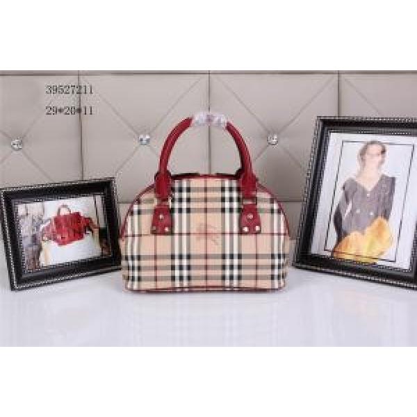BURBERRY バーバリー 2026 完売品！レディース手持ち&amp;ショルダー掛け 39527211