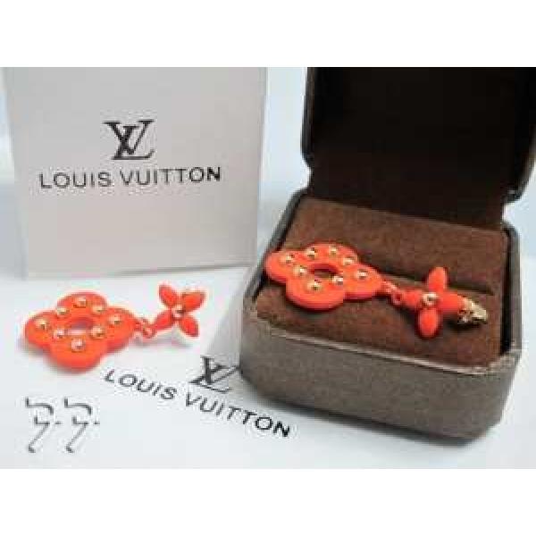 新品 2026春夏LOUIS VUITTON  イヤリング、ピアス