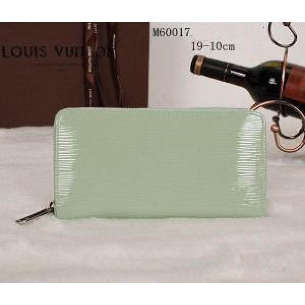 2026春夏 大特価 LOUIS VUITTON ルイ ヴィトン  レディース財布 M60017