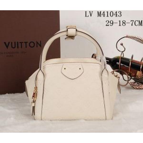 2026秋冬 ◆モデル愛用◆ LOUIS VUITTON ルイ ヴィトン ハンドバッグ M41043