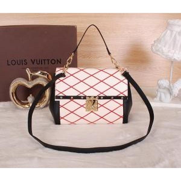 LOUIS VUITTON ルイ ヴィトン 2026 大人気！ボルトポケット付 レディースバッグ 48619