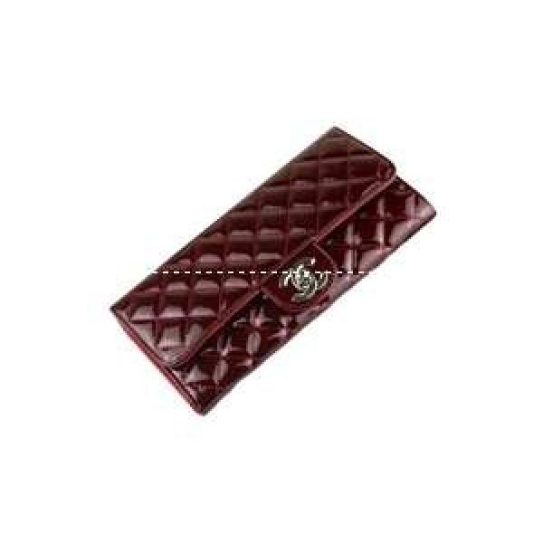 【大人気！】　CH　ショルダー付き長財布　深赤色　並行輸入品 0382A
