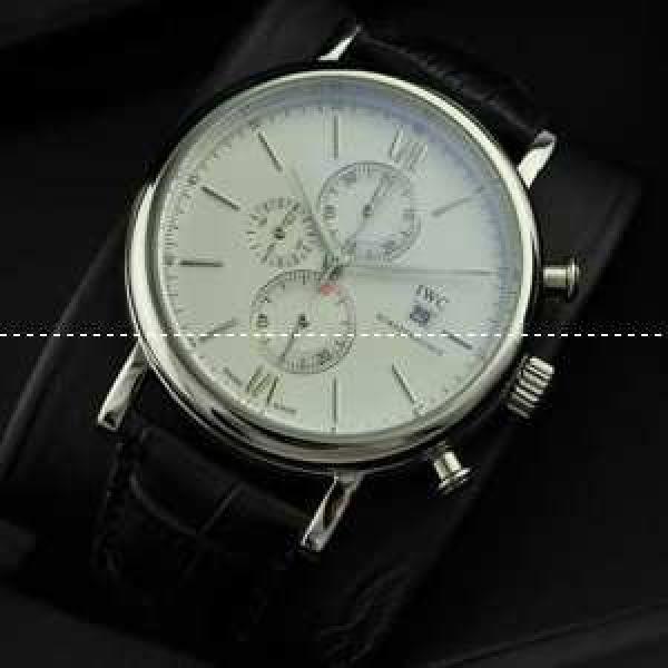 IWC クオーツ メンズ腕時計　日本製クオーツ 6針クロノグラフ ホワイト文字盤 日付表示 サファイヤクリスタル風防