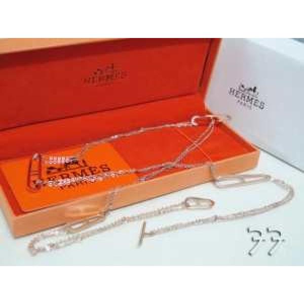 大人のおしゃれに 2026春夏 HERMES エルメス ネックレス、ペンダントトップ、チョーカー