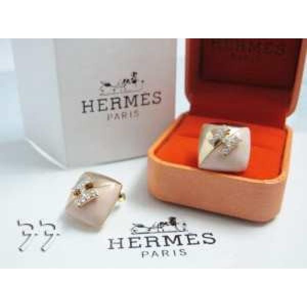 ～希少 2026春夏 HERMES イヤリング、ピアス