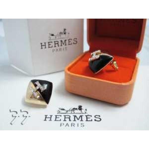 2026春夏 個性派 HERMES イヤリング、ピアス