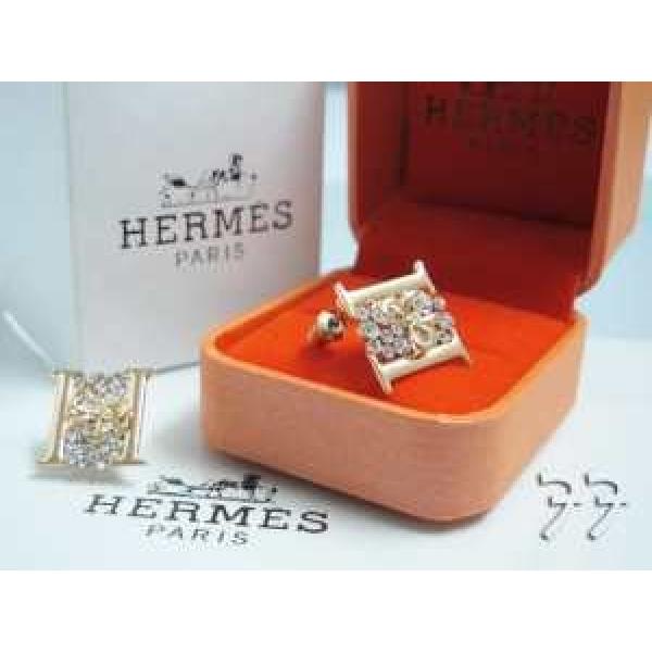 欧米韓流/雑誌  2026春夏 HERMES イヤリング、ピアス