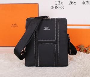 HERMES エルメス 2026 希少 なめらかな手触りのメンズ ショルダー