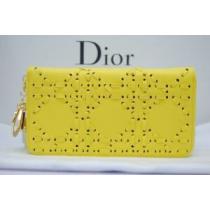 入手困難 2026 DIOR ディオール  レディース財布 CD2841