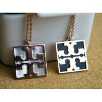 超人気美品◆2026秋冬新作 TORY BURCH トリーバーチ ネックレス、ペ...