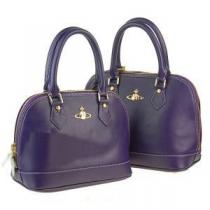 一味が違うモデル　VIVIENNE WESTWOOD ヴィヴィアン ウエストウッド  高い機能性あるバッグ