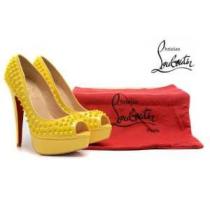 完売品！ 2026 Christian Louboutin クリスチャンルブタン...