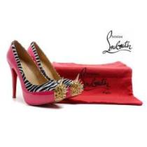 2026 夏コーデ Christian Louboutin クリスチャンルブタン...