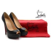 高級感演出 2026 Christian Louboutin クリスチャンルブタ...