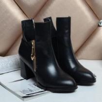秋冬 2026 VALENTINO ヴァレンティノ 履き心地のいい スティックヒ...
