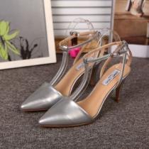 完売品 JIMMY CHOO ジミーチュウ  大活躍間違いなしのパンプス 2色可...