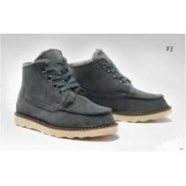ナチュラルな素材感 2026秋冬 UGG インナーボアモカシンシューズ  4色可...