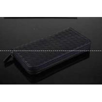 2026 新作 BOTTEGA VENETA ボッテガ ヴェネタ 二つ折り小銭入...