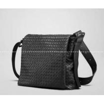 2026 新作 BOTTEGA VENETA ボッテガ ヴェネタ メンズ ショル...