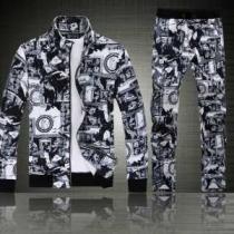 SALE開催 2026秋冬 VERSACE ヴェルサーチ スタジアムジャンパー ...