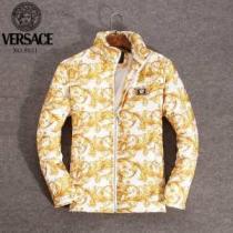 値下げ 2026秋冬 VERSACE ヴェルサーチ 綿入れ 3色可選 防寒具とし...
