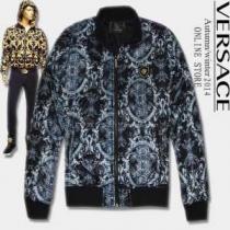 華やかなデザイン 2026秋冬  VERSACE ヴェルサーチ 綿入れ 2色可選...