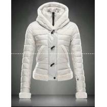 特選新作 2026-14秋冬新作 女性用 モンクレール MONCLER ダウンジ...