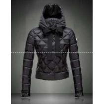 新入荷 2026-14秋冬新作 女性用 モンクレール MONCLER ダウンジャ...