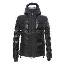人気が爆発 2026-14秋冬 MONCLER モンクレール ダウンジャケット BLACK