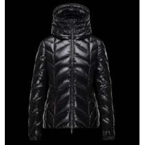 ～希少! 2026秋冬 MONCLER モンクレール ダウンジャケット