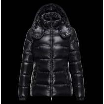 2026秋冬 一味違うケーブル編みが魅力満点 MONCLER モンクレール ダウ...