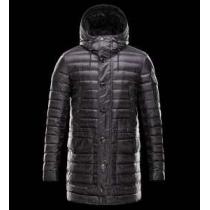 2026秋冬 一味違うケーブル編みが魅力満点 MONCLER モンクレール ダウ...