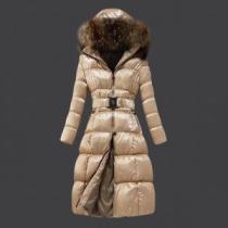 2026 秋冬 MONCLER モンクレール カジュアルに着こなせるデザイン ダ...