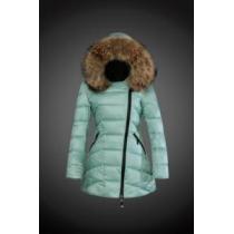 2026 秋冬 程よい光沢感がある MONCLER モンクレール レディース ダ...