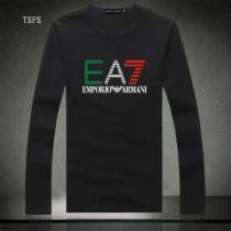 売れ筋！ ARMANI アルマーニ オレンジが印象的な長袖 Tシャツ