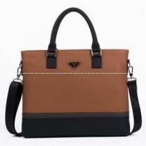 2026 新作 PRADA プラダ メンズ ショルダーバッグ トートバッグ セカ...
