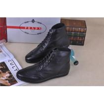 超人気美品 2026-14秋冬 PRADA プラダ ショートブーツ 靴 BLAC...
