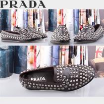 人気が爆発 2026-14秋冬 PRADA プラダ カジュアルシューズ 靴 スタ...