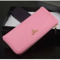 入手困難 2026 PRADA プラダース長財布