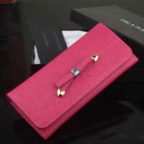 2026 PRADA プラダース長財布