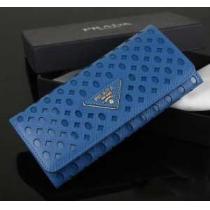 美品！2026 PRADA プラダース長財布